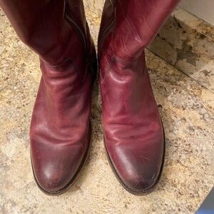 FRYE AND CO. Burgundy Leather Boots